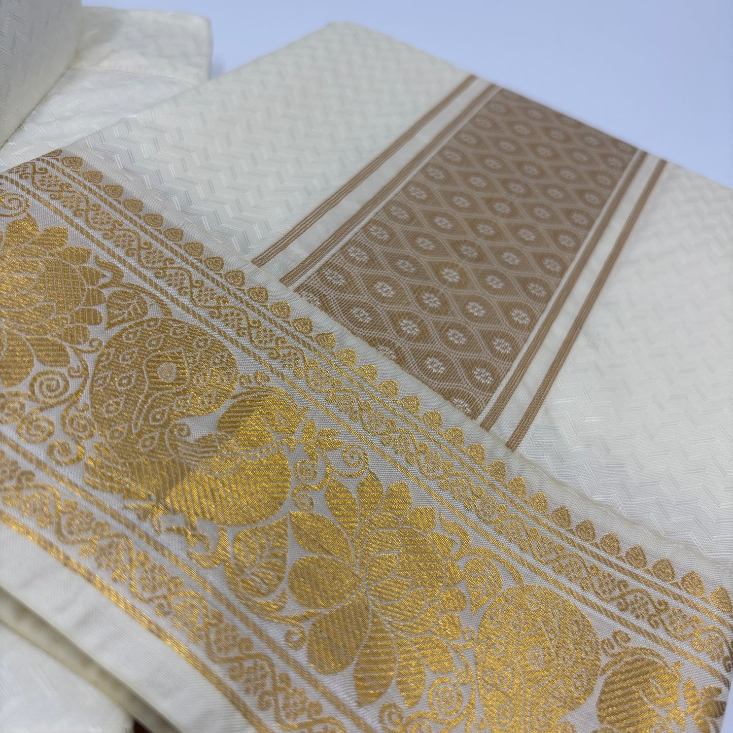 Manam Juquard Wave Cream Mens shirt and Dhotis